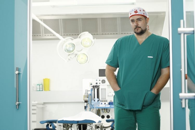 Dr. Xristopoulos